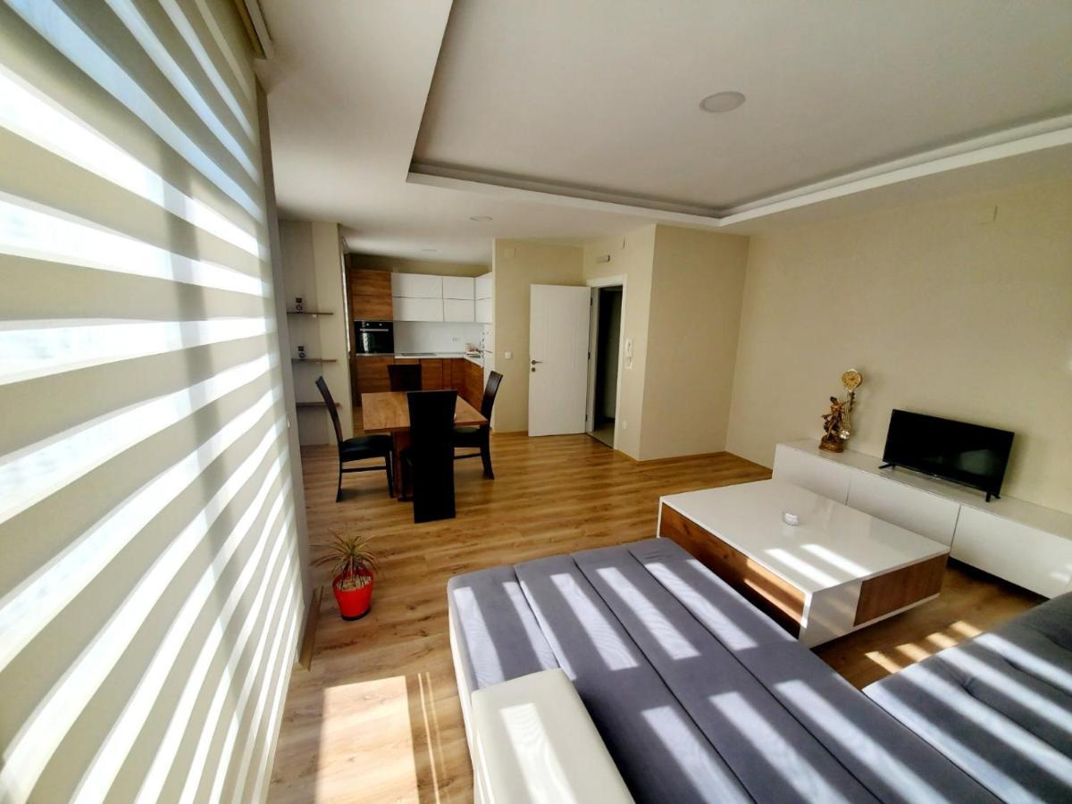 Vila Manuela Aparthotel Gevgelija Buitenkant foto