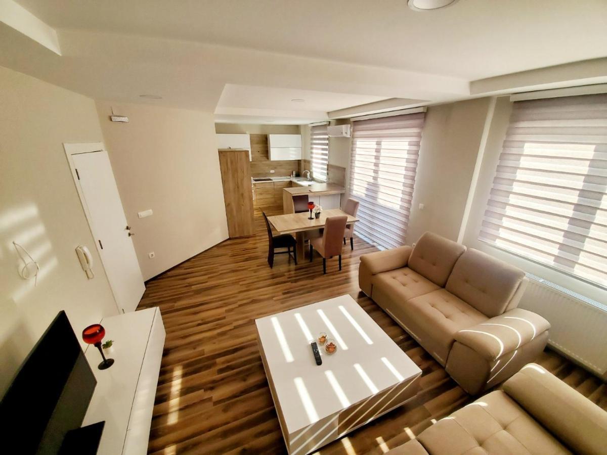 Vila Manuela Aparthotel Gevgelija Buitenkant foto